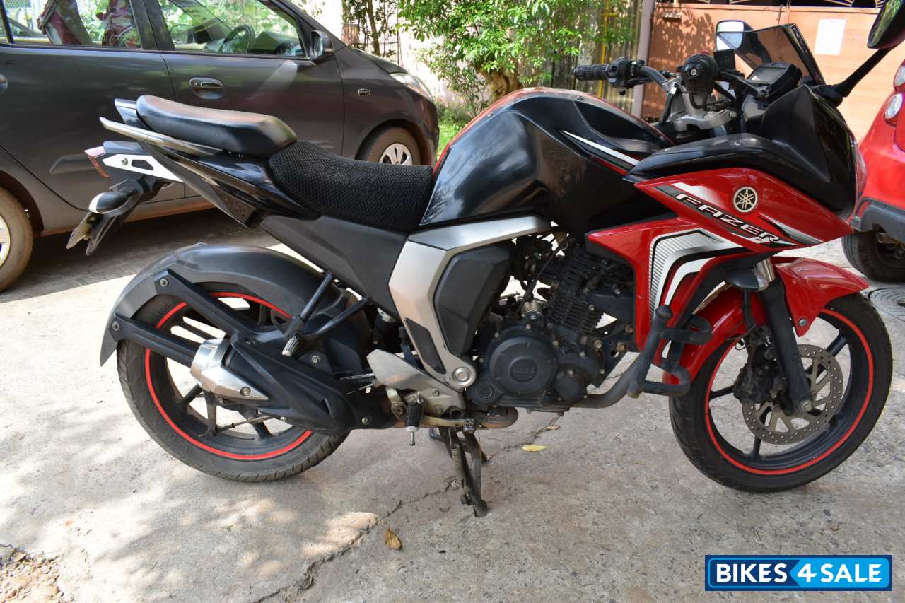 Yamaha Fazer FI V2