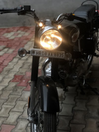 Black Royal Enfield Bullet Standard 350