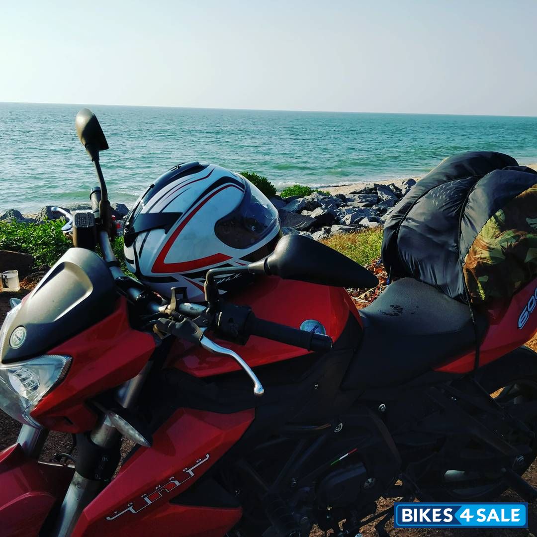 Red Benelli TNT 600 i