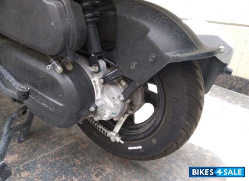 Fibroin Grey Suzuki Burgman Street Fibroin Grey Suzuki Burgman Street