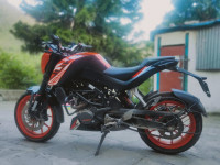KTM Duke 125