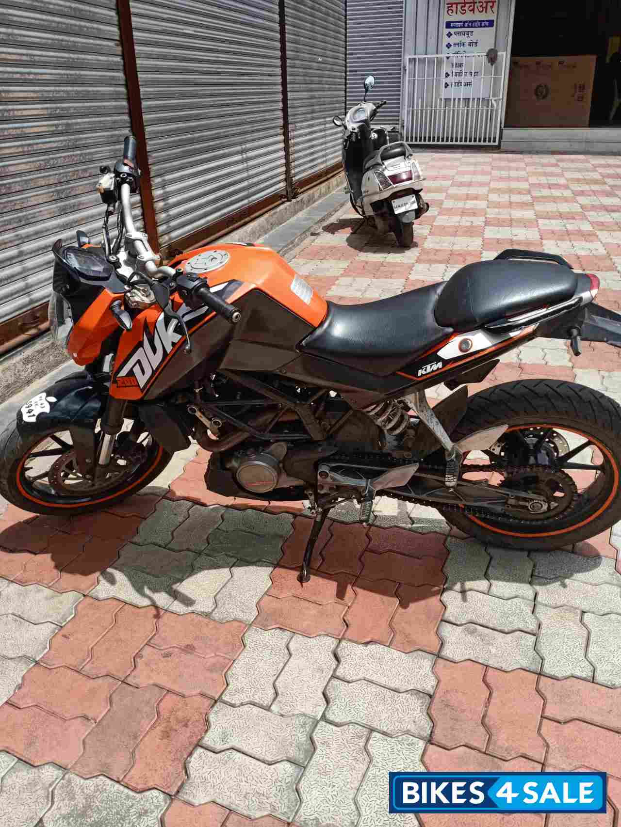 KTM Duke 200