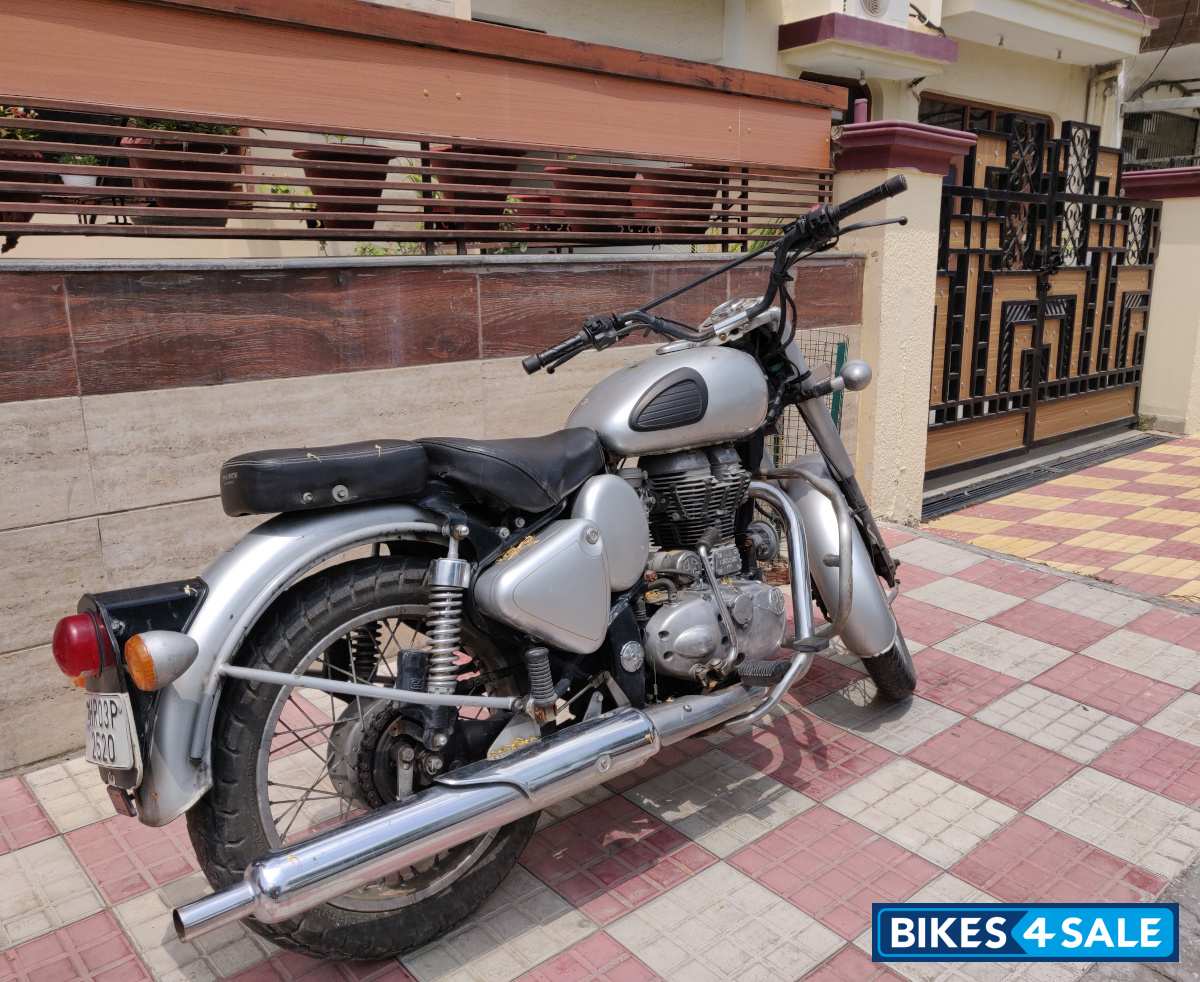 Silver Royal Enfield Classic 350