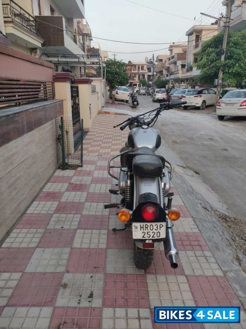 Silver Royal Enfield Classic 350