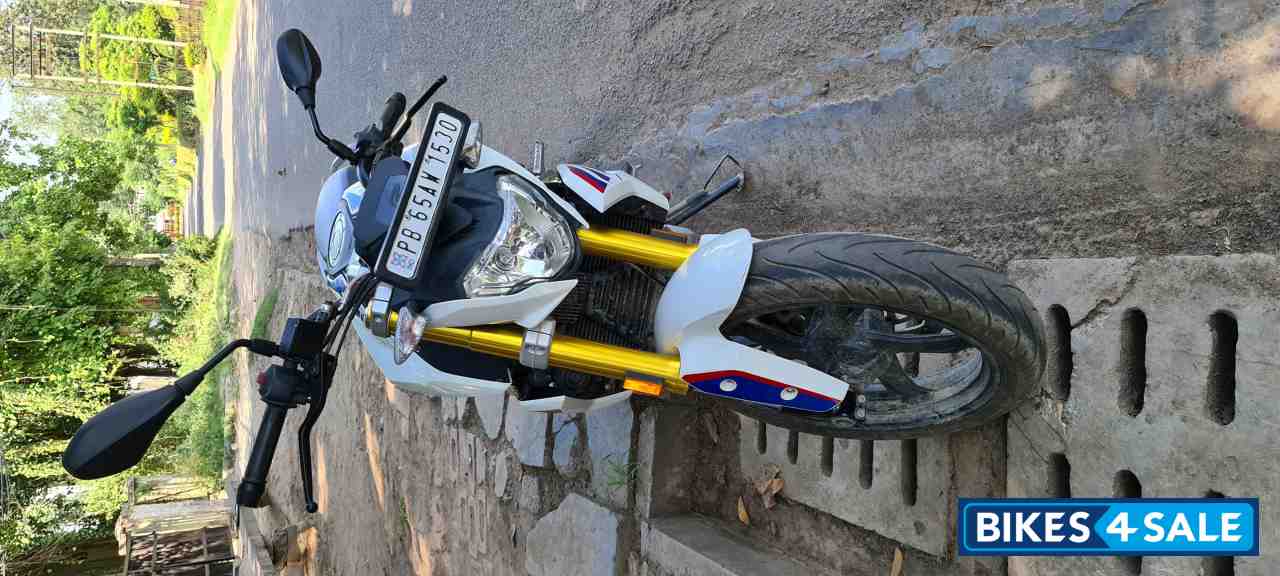 BMW G 310 R