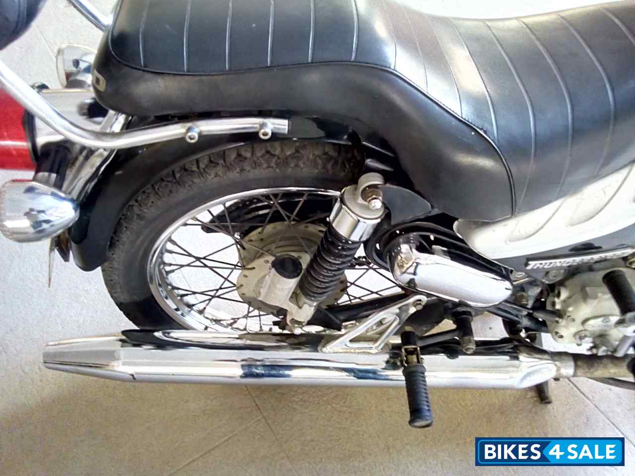 Black Royal Enfield Thunderbird 350