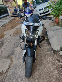 Bajaj Dominar 400