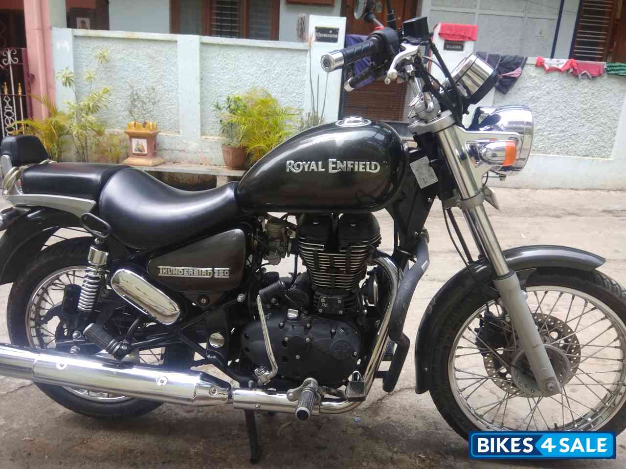 Lightening Royal Enfield Thunderbird 350