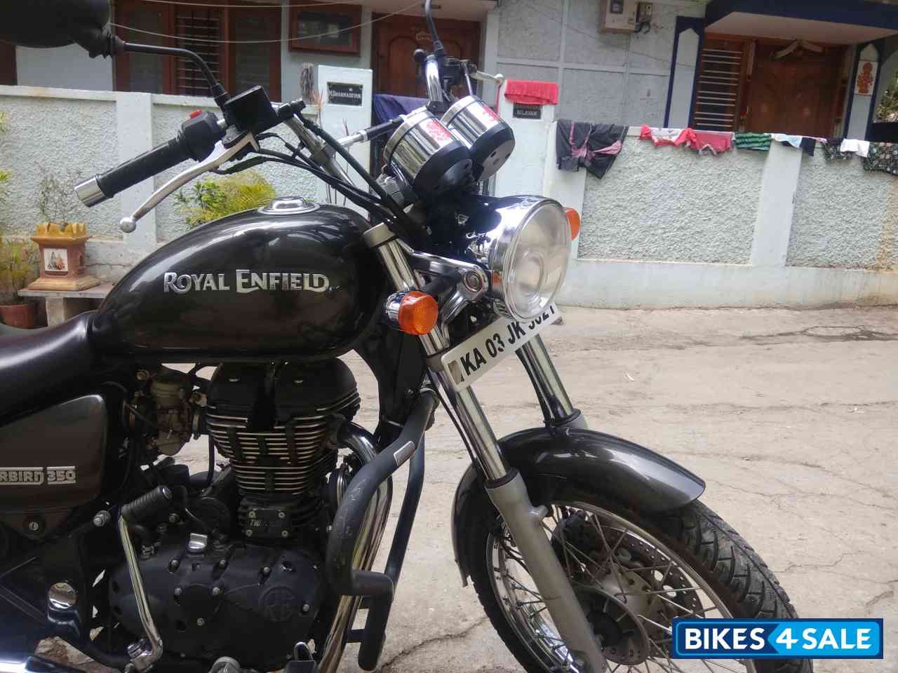 Lightening Royal Enfield Thunderbird 350