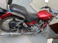 Red Royal Enfield Thunderbird TwinSpark 350