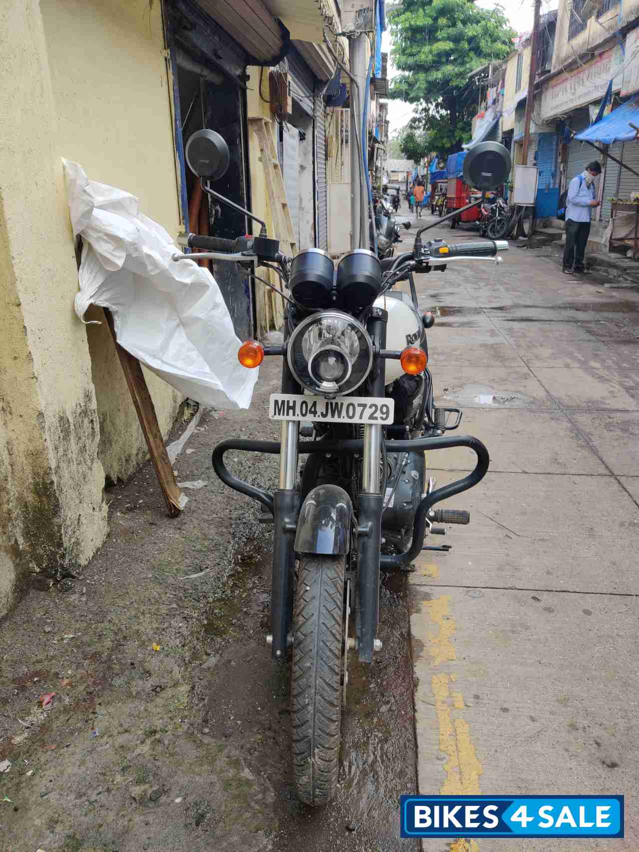 Whimsical White Royal Enfield Thunderbird X 350