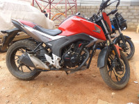 Red Honda CB Hornet 160R