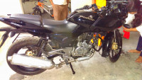Bajaj Pulsar 220F