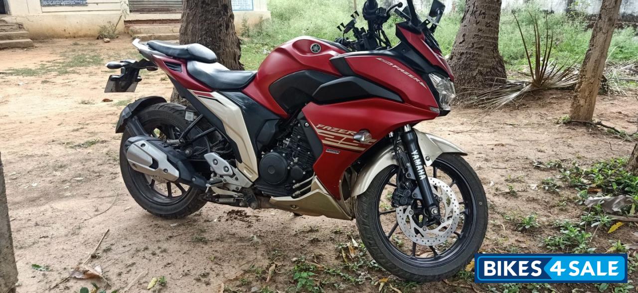 Yamaha Fazer 25