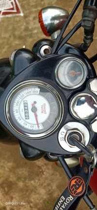 Royal Enfield Classic 350 Redditch Red