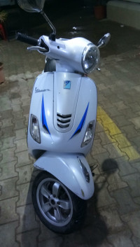 Vespa Elegante 2016 Model