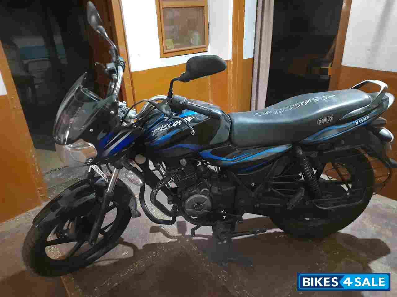 Bajaj Discover 150 S