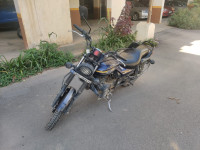 Blue Bajaj Avenger Street 150