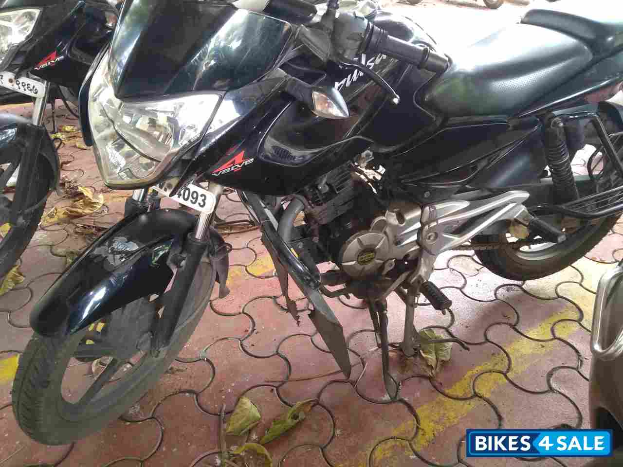 Black Bajaj Pulsar 135LS