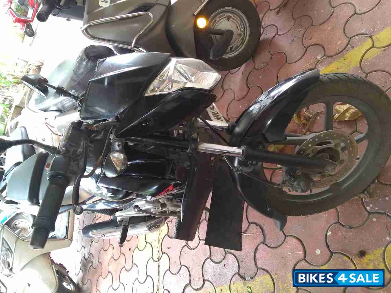 Black Bajaj Pulsar 135LS