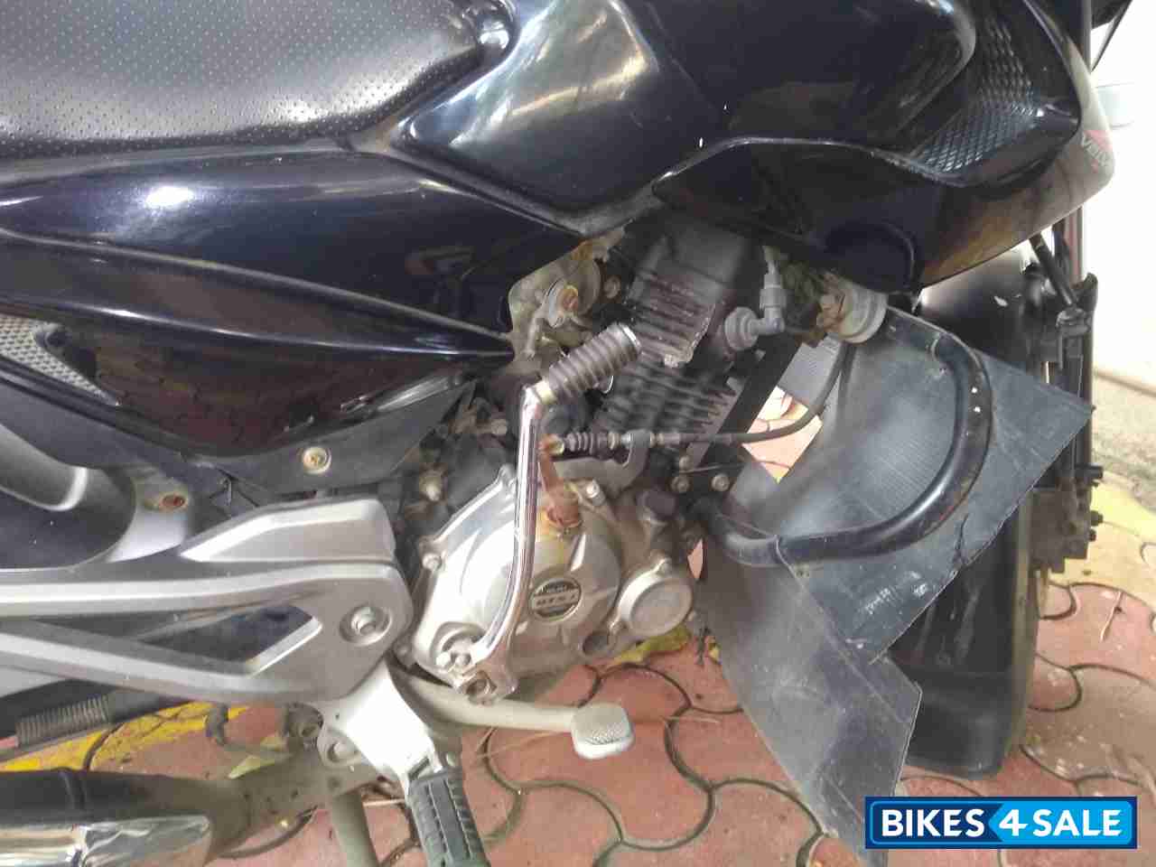 Black Bajaj Pulsar 135LS