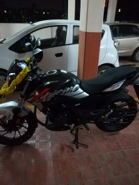 Black With Silver Hero Xtreme 200R