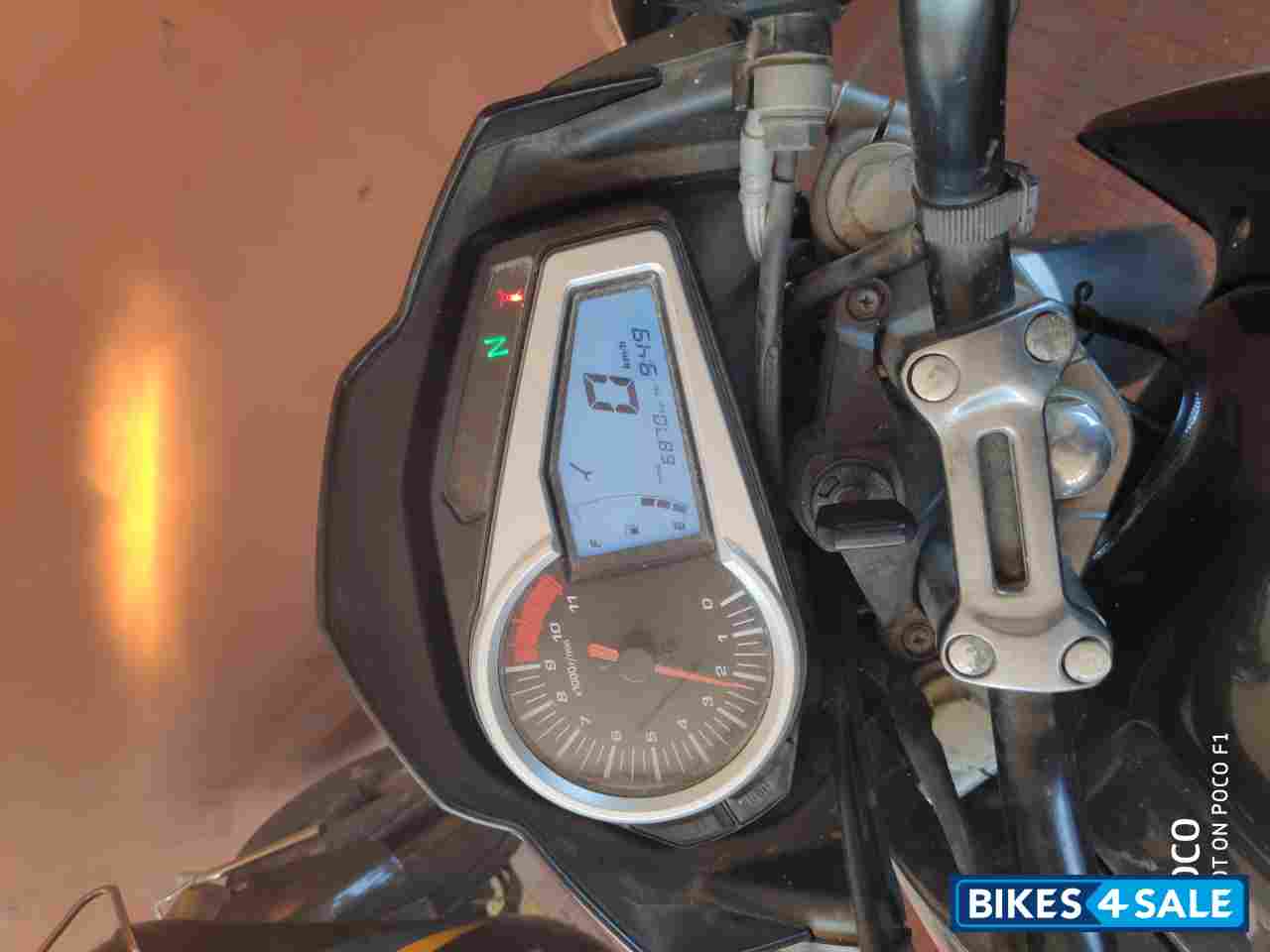 Black With Silver Hero Xtreme 200R Black With Silver Hero Xtreme 200R