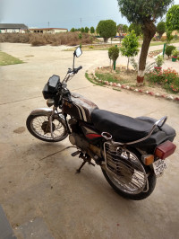 Black Bajaj KB 100