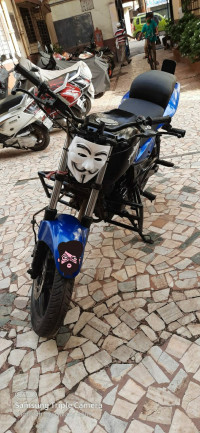 Bajaj Pulsar 220 DTSFi