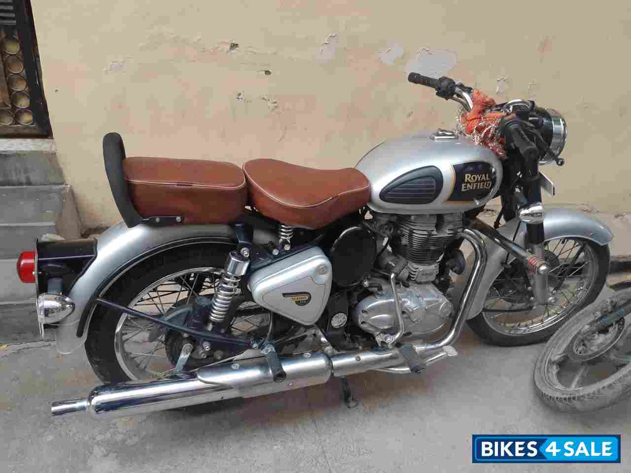 Royal Enfield Classic 350 BS VI