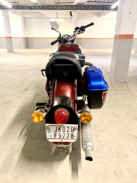 Royal Enfield Classic 500