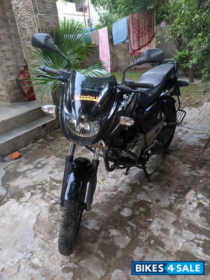 Black Bajaj Pulsar 150 DTSi