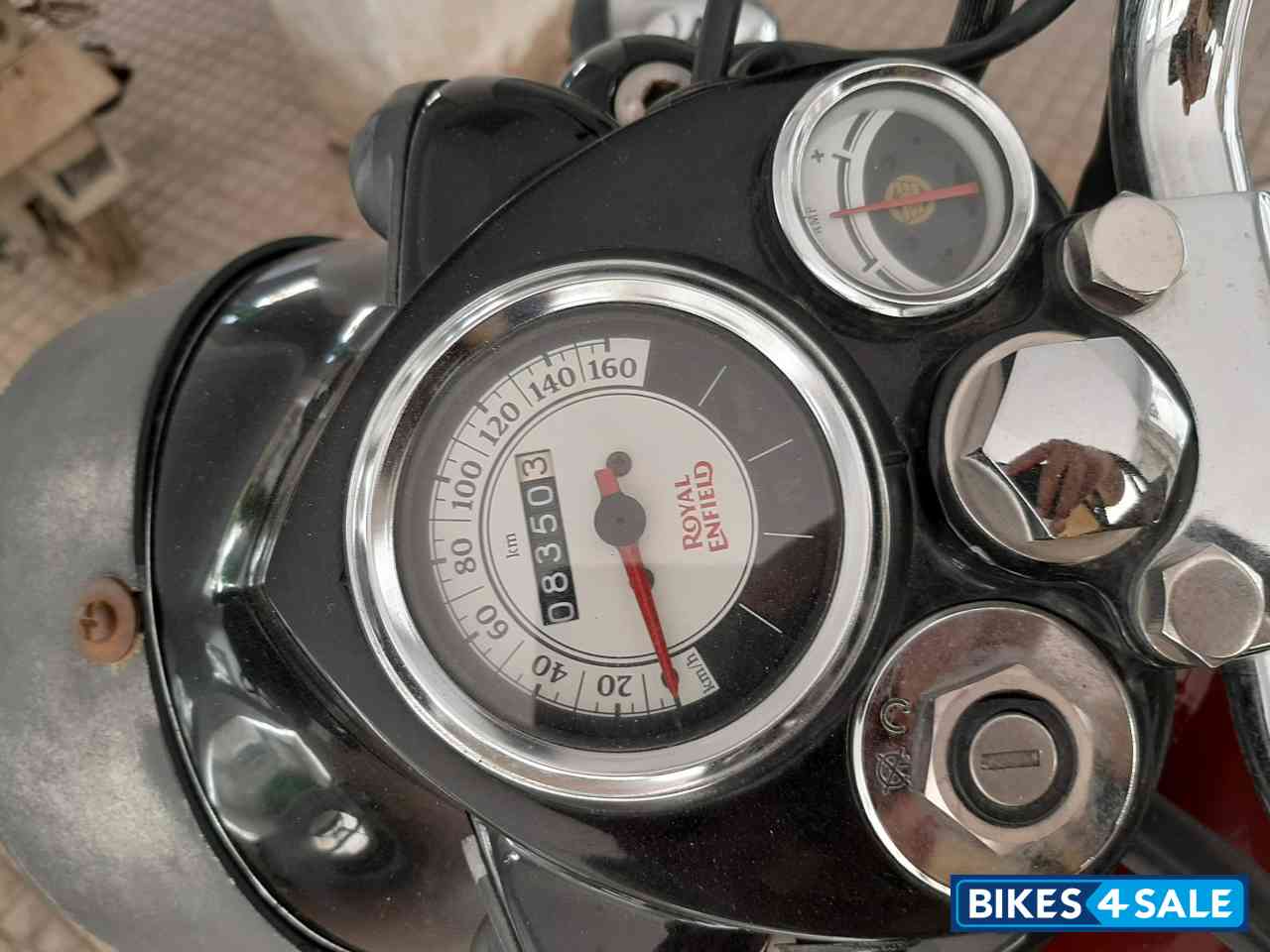 Chestnut Royal Enfield Classic 350 Chestnut Royal Enfield Classic 350