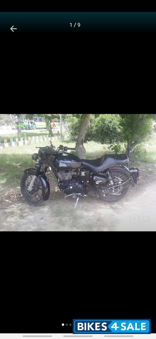 Royal Enfield Classic Stealth Black