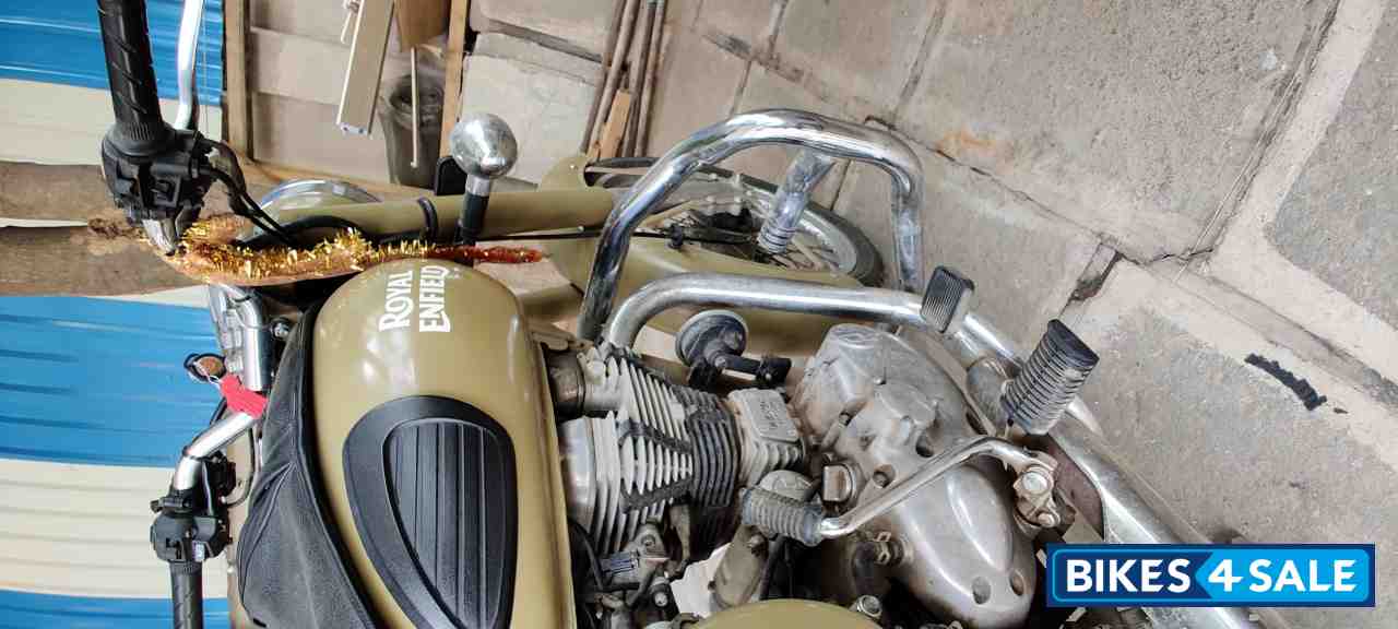 Royal Enfield Classic Desert Storm