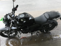 Black Yamaha FZ25