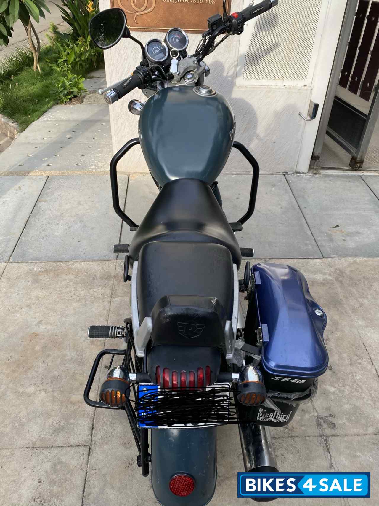 Asphalt Blue Royal Enfield Thunderbird 500 Asphalt Blue Royal Enfield Thunderbird 500