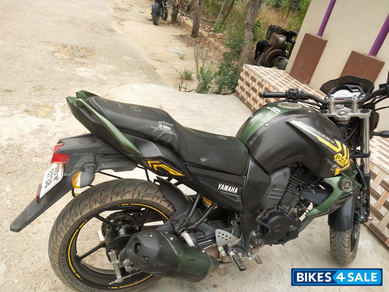 Black,green,yellow Matte Yamaha FZ-S