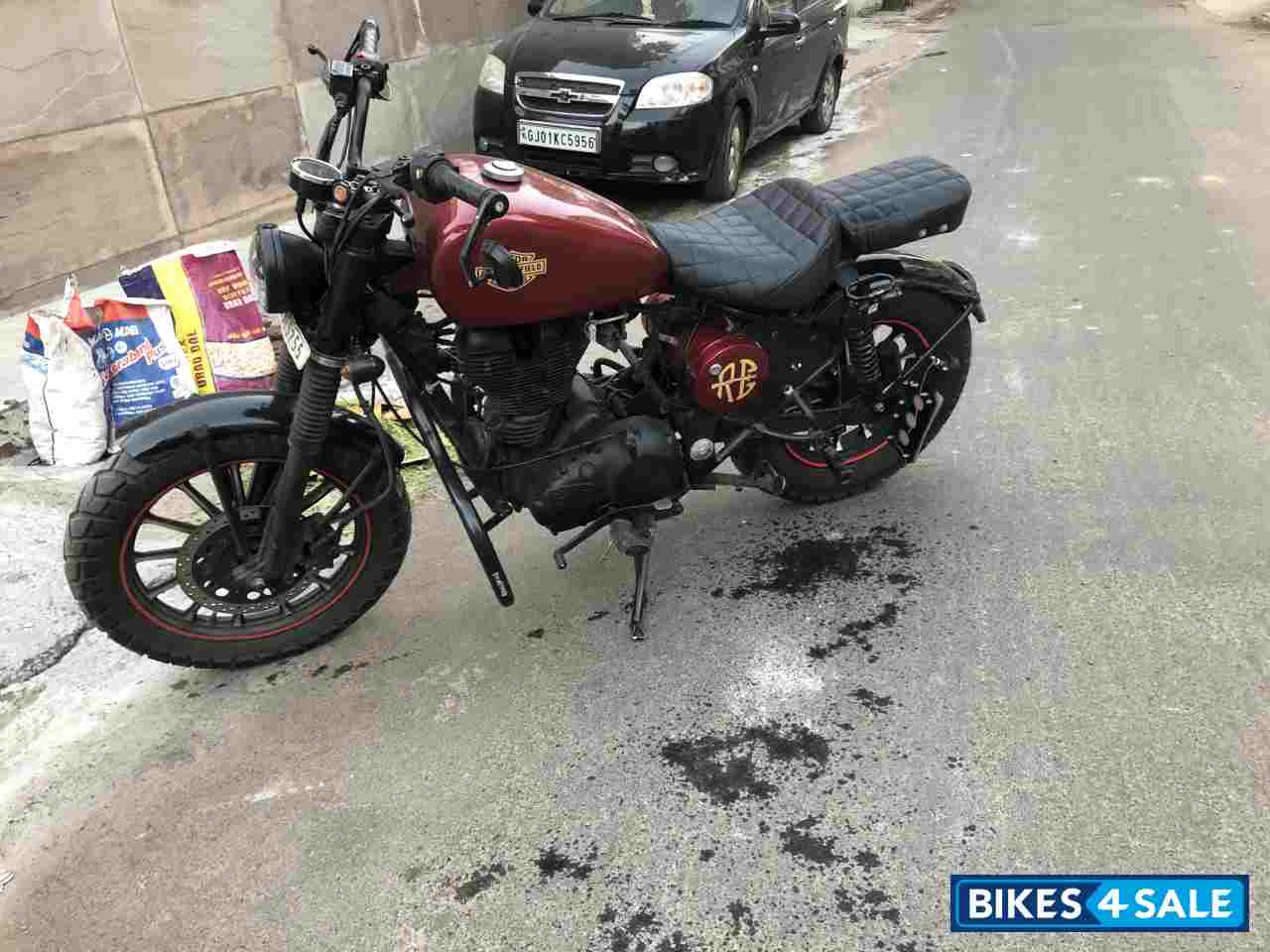 Black And Red Royal Enfield Classic 350