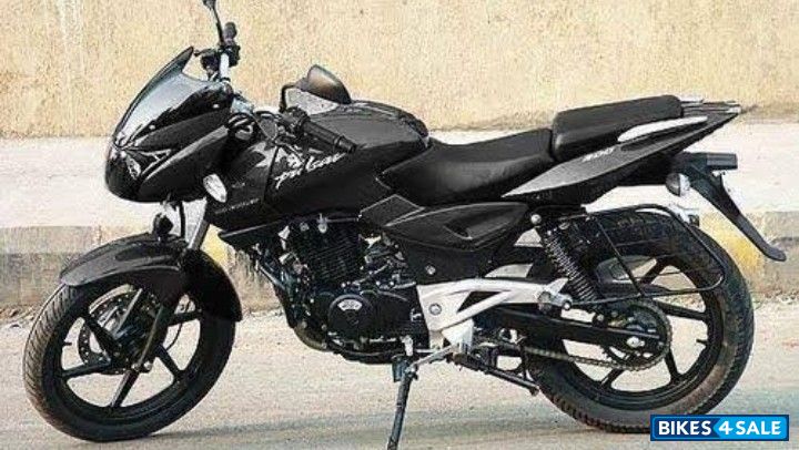 Black Bajaj Pulsar 200 DTSi
