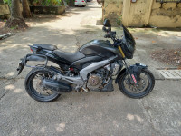 Matt Black Bajaj Dominar 400 Disc