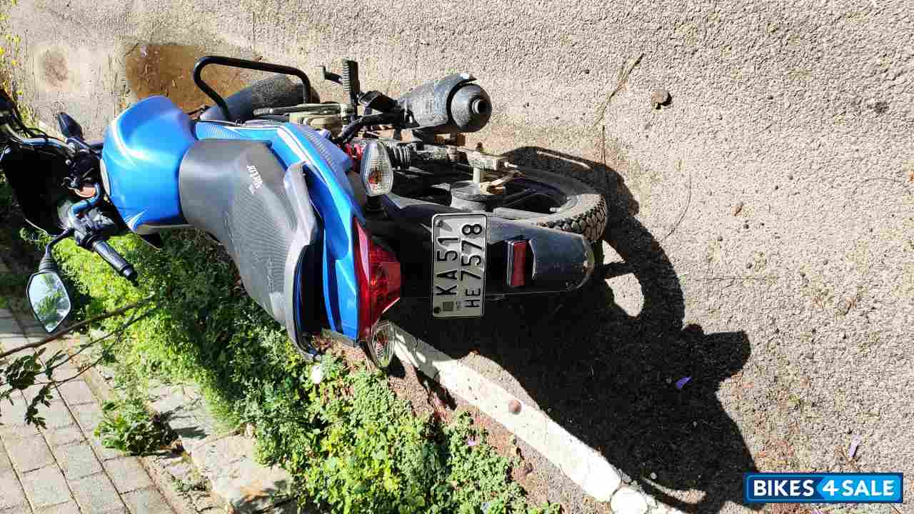 Blue TVS Victor Premium Edition