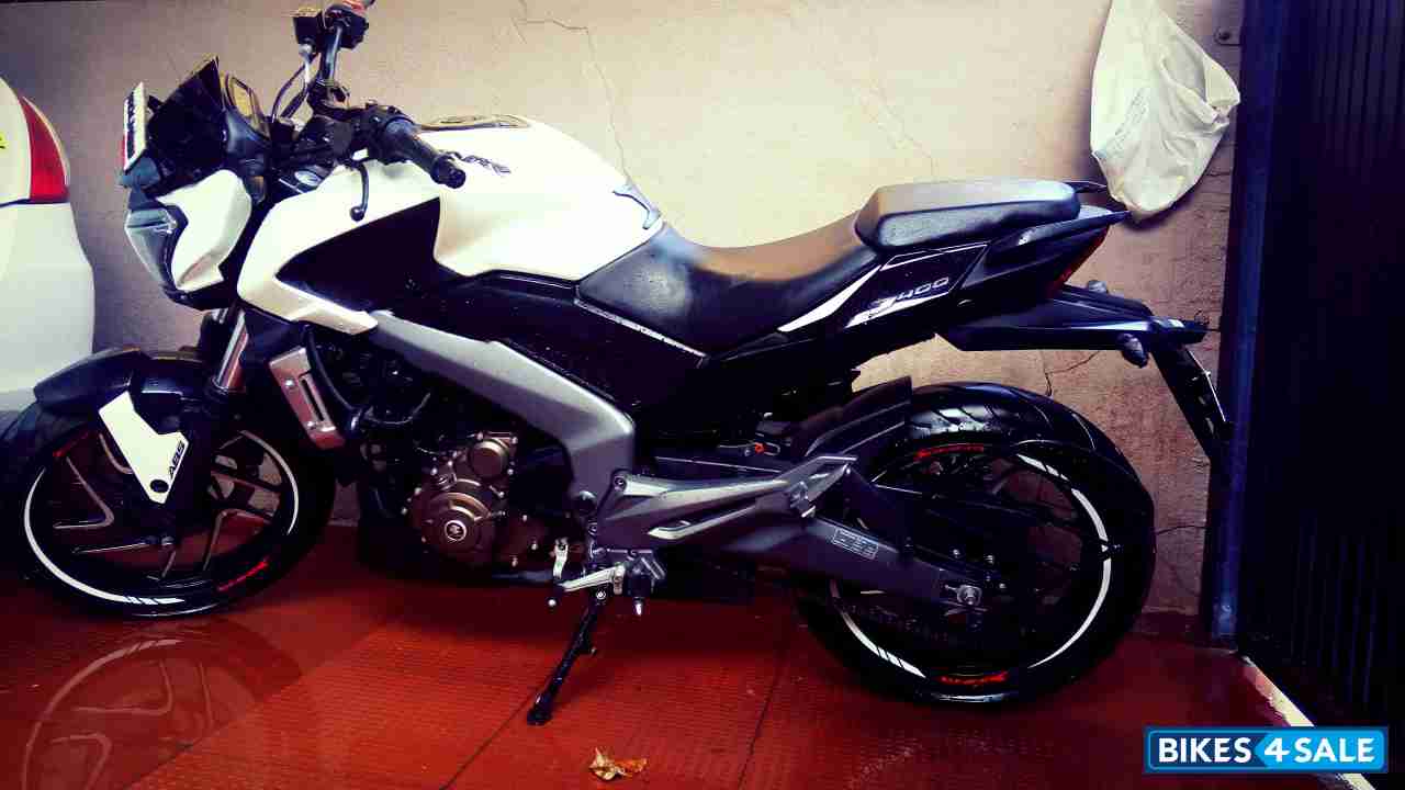 Bajaj Dominar 400 Disc Bajaj Dominar 400 Disc