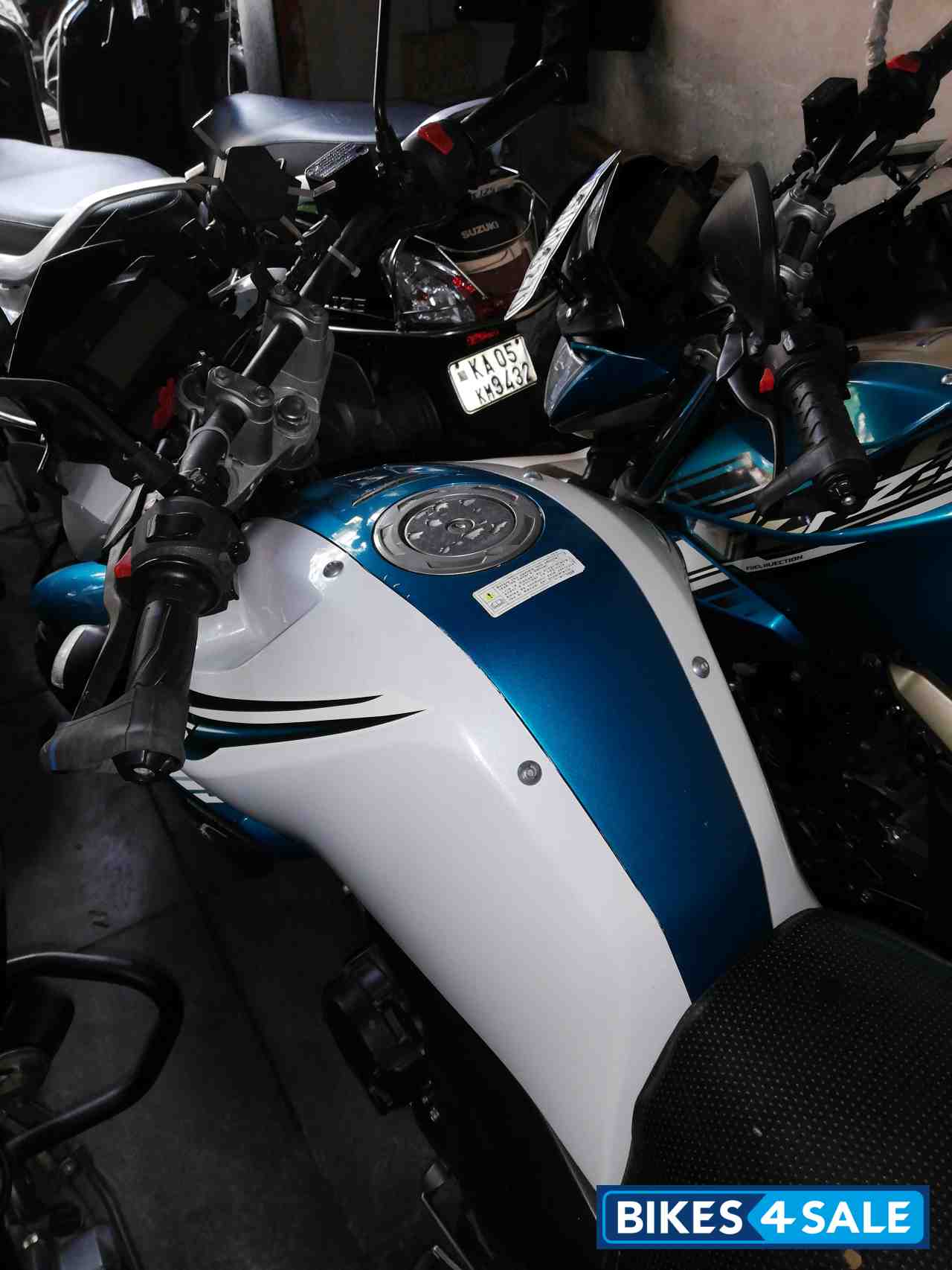 Yamaha FZ-S FI V2 Yamaha FZ-S FI V2