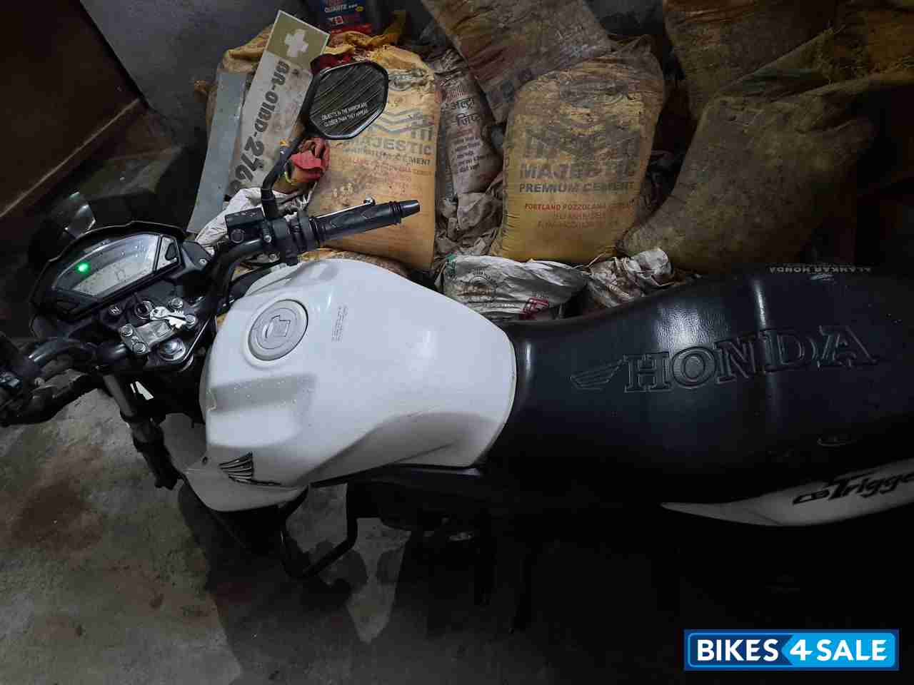 White Honda CB Trigger