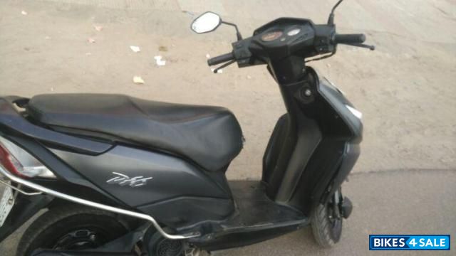 Grey Honda Dio
