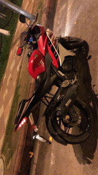 Yamaha YZF R15 V2 2015 Model
