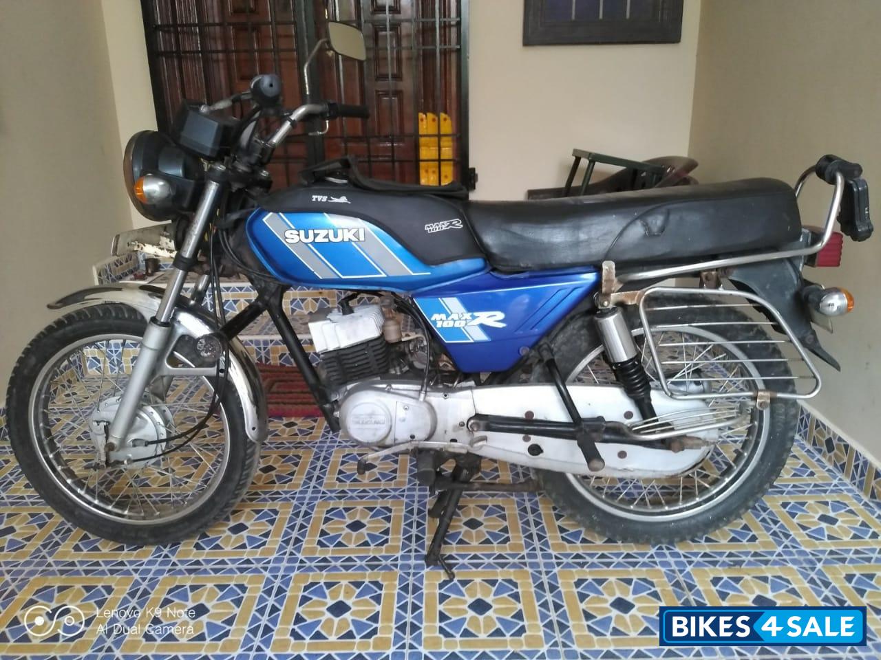 Blue Suzuki MAX 100R