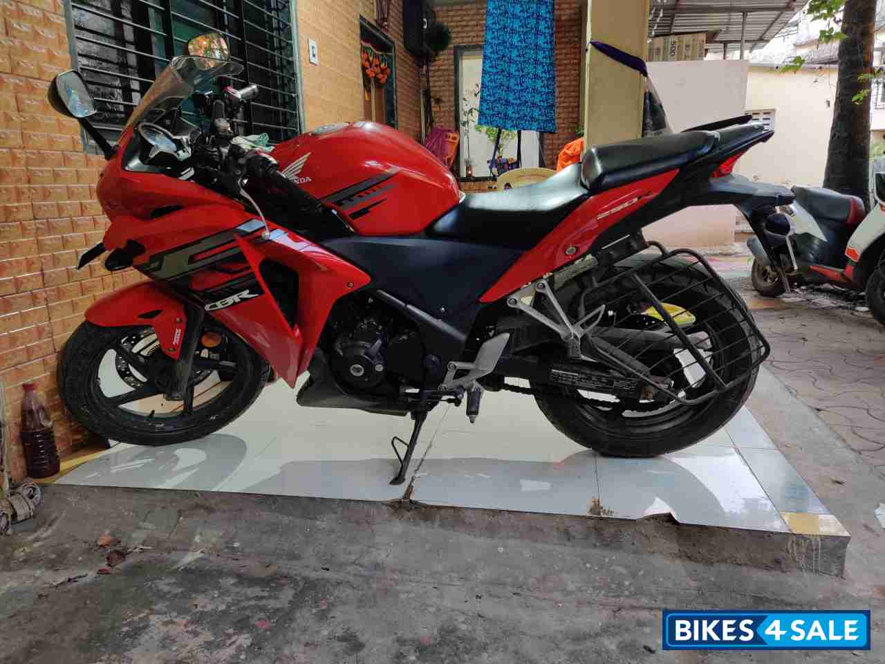 Honda CBR 250R