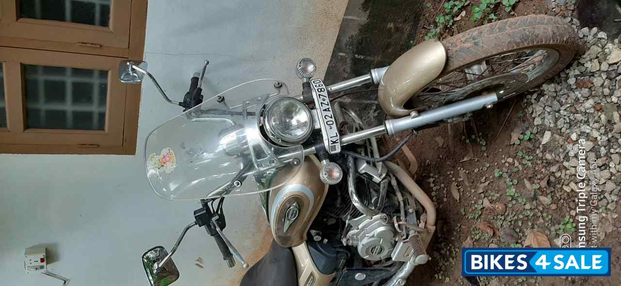 Bajaj Avenger Cruise 220 Bajaj Avenger Cruise 220